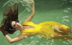 Jacqueline Bracamontes - Mermaid like Mexican actress and model